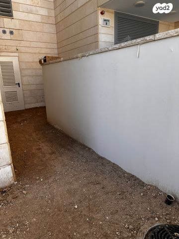 דירת גן, תל גבעון 1, ממשית, דימונה