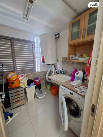 דירה, מנדל זינגר 23, סביוני הכרמל, חיפה