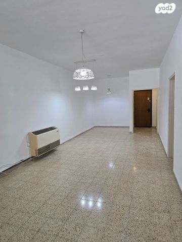 דירה, מקס שטיינמץ 15, עיר, מרכז העיר, נהריה