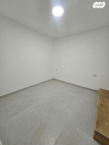 דירה, הירשנברג 18, הצפון הישן - דרום, תל אביב יפו