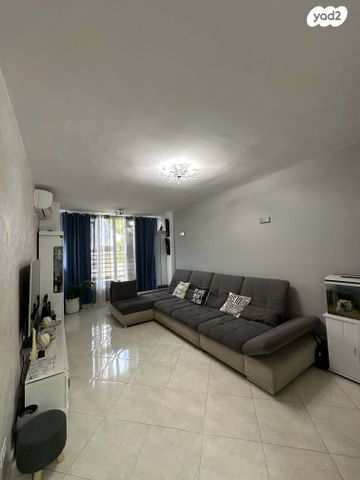 מנדלי מוכר ספרים 19