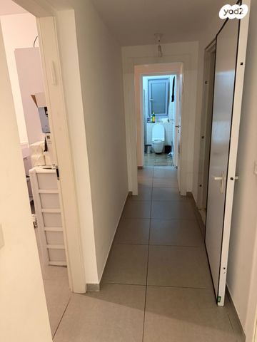 דירה, הצנחנים 5, אריק שרון, נהריה