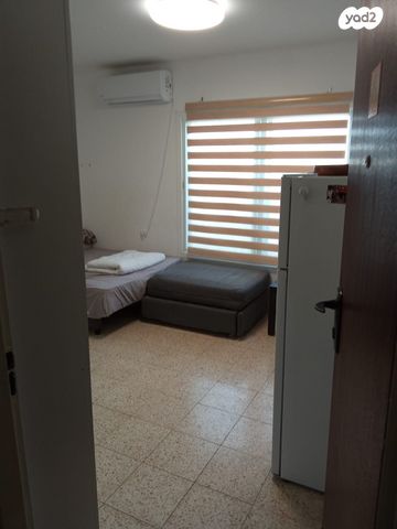 גג/ פנטהאוז, אהרון לובלין 52, גני אביב, לוד