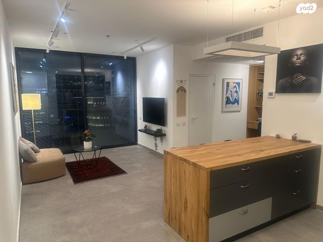 דירה, תוצרת הארץ 5, נחלת יצחק, תל אביב יפו