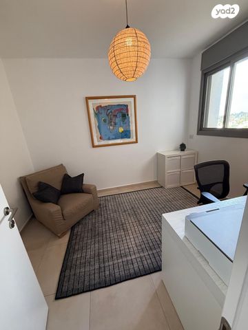 דירה, חיים בר לב 19, קרית קריניצי, רמת גן