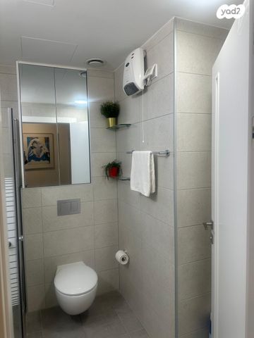 דירה, תוצרת הארץ 5, נחלת יצחק, תל אביב יפו