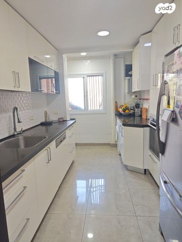 דירה, אבא אחימאיר 40, קרית מנחם בגין, רמלה