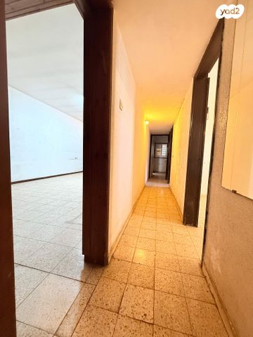 דירה, עין הקורא, אברמוביץ', ראשון לציון