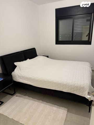 דירה, מרים בן פורת, נחלת יהודה, ראשון לציון