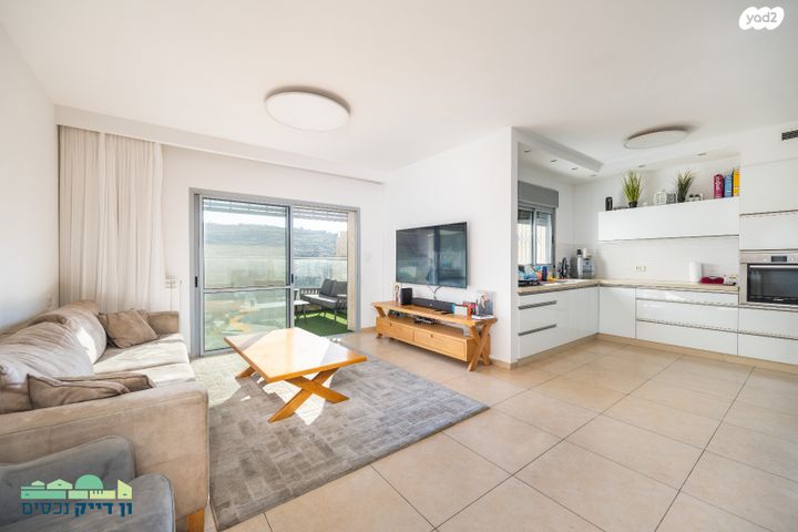 דירה, שמחת כהן, חומת שמואל, הר חומה, ירושלים