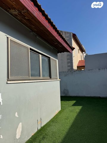 דו משפחתי, כרמיאל