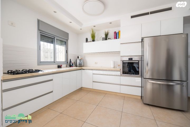 דירה, שמחת כהן, חומת שמואל, הר חומה, ירושלים