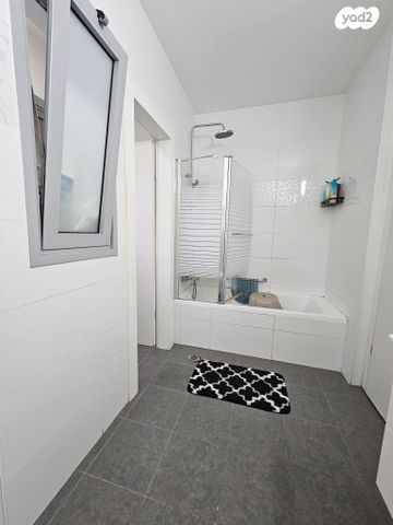 דירה, משה צדקה 7, נווה מאיר, רמלה