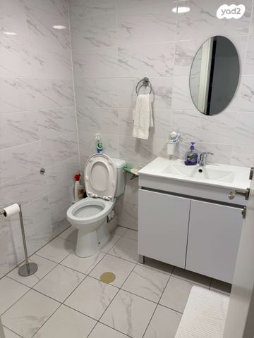 דירה, מרים בן פורת, נחלת יהודה, ראשון לציון