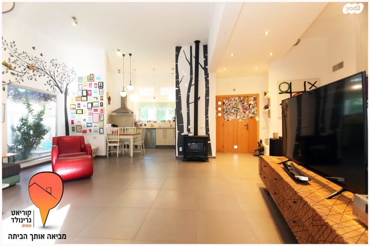 בית פרטי/ קוטג', האגוז, נווה ירק, נווה ירק