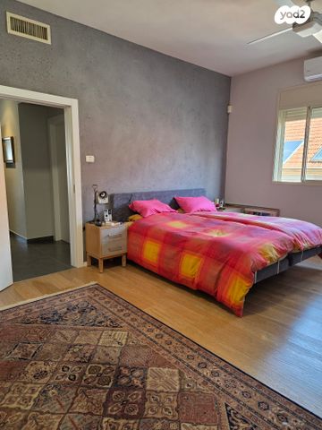 גג/ פנטהאוז, גולן, רמת השרון