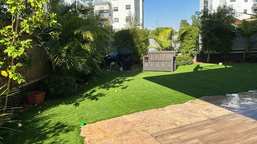 דירת גן, ראש העין