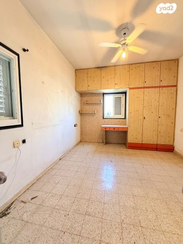 דירה, עין הקורא, אברמוביץ', ראשון לציון