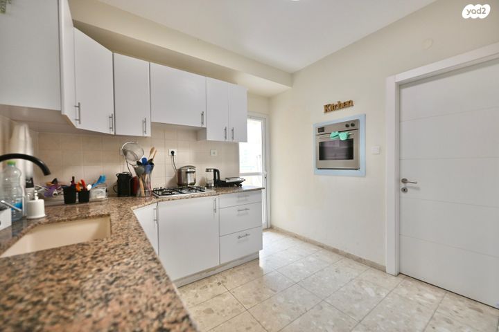 דירה, התזמורת, נאות אשלים, ראשון לציון