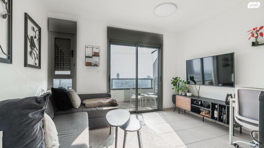 יצחק אבינו 13