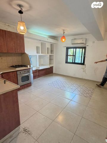 דירת גן, טולידאנו, שיכון א, טבריה