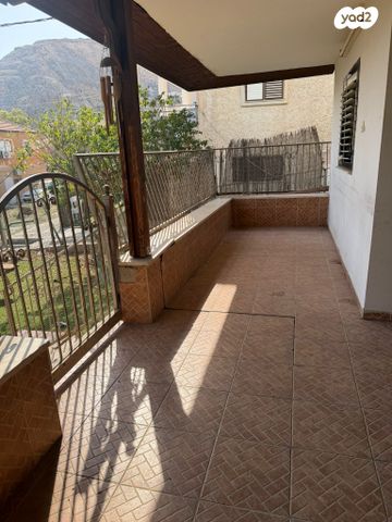 דירת גן, טולידאנו, שיכון א, טבריה