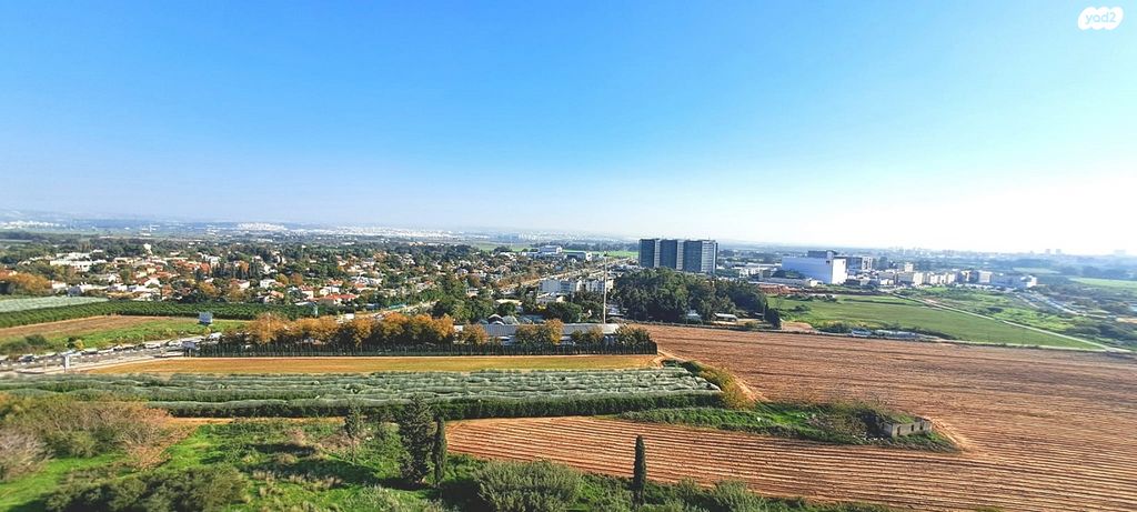 גג/ פנטהאוז, פשוש, רמות מנחם, הוד השרון