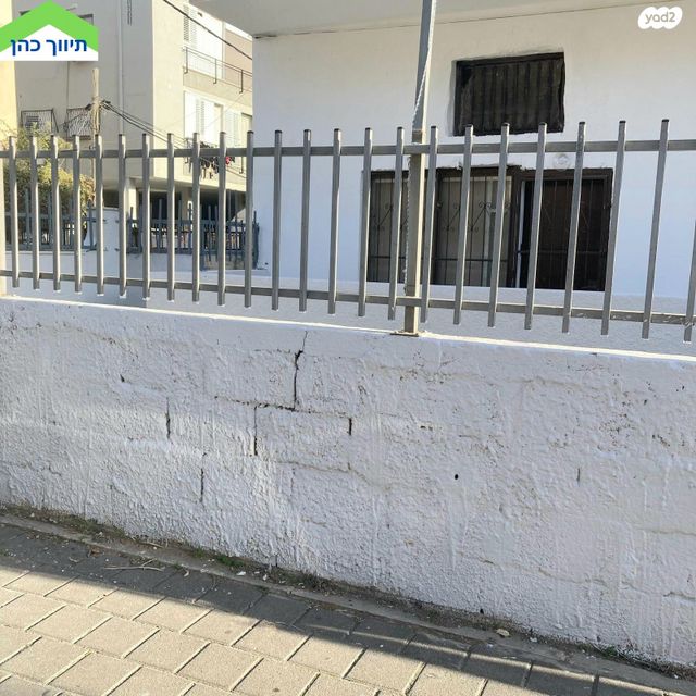 מחסן, מוהליבר, רסקו א', חולון