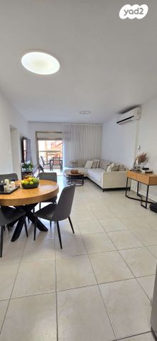 שער הפרחים 3