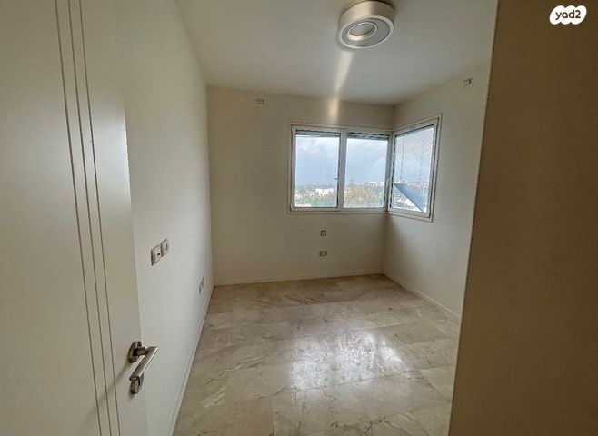 דירה, הרצליה ב', הרצליה