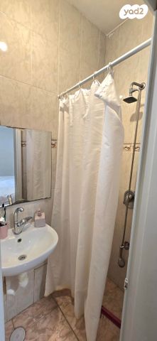 דירה, שער הפרחים 3, קרית שרת מערב, חולון