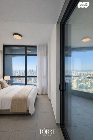 דרך מנחם בגין 158