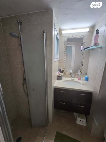 דירה, עקיבא, נווה דוד רמז, רעננה