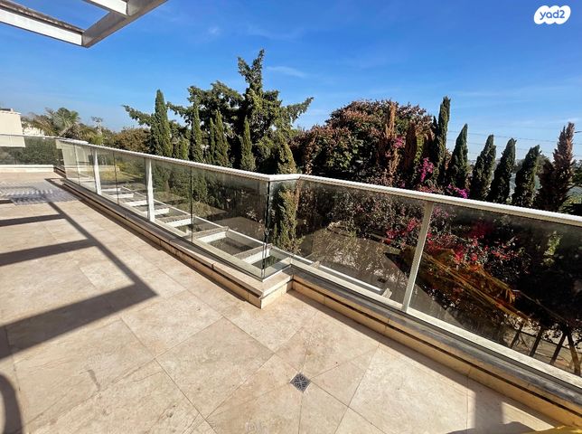 דירה, הרצליה ב', הרצליה