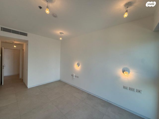 דירה, תוצרת הארץ 5, נחלת יצחק, תל אביב יפו