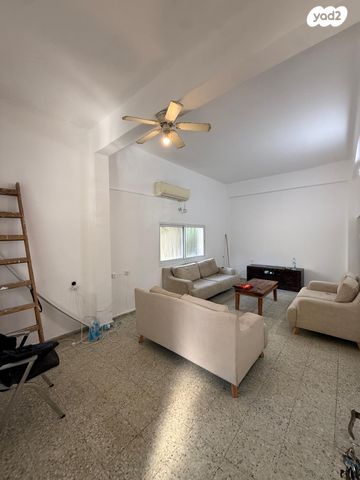 דירת גן, סוקרטס 6, נווה גולן, יפו ג', תל אביב יפו