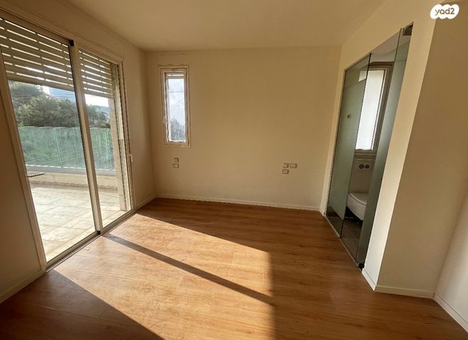 דירה, הרצליה ב', הרצליה