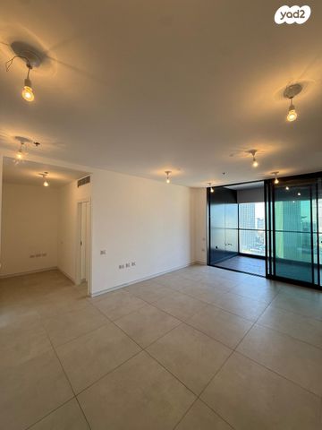 דירה, תוצרת הארץ 5, נחלת יצחק, תל אביב יפו