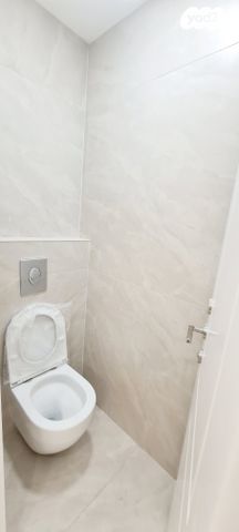 דירה, פנחס אפשטיין, הר שלום, בני ברק