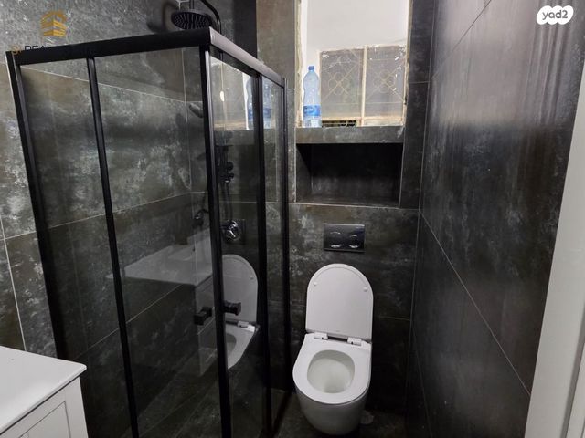 דירת גן, ישראל זנגוויל, קרית היובל, ירושלים