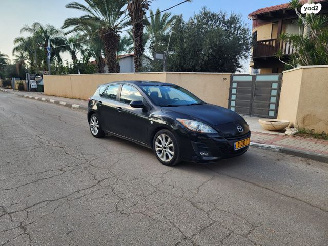 מאזדה 3