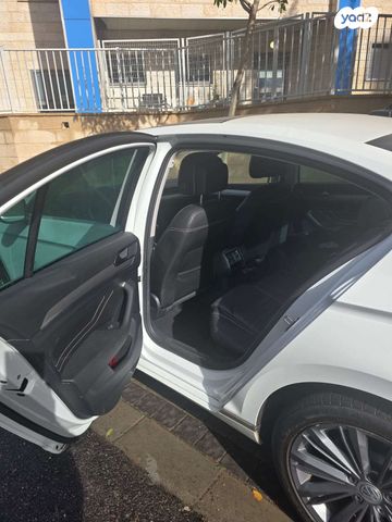 מודעת רכב פולקסווגן פאסאט