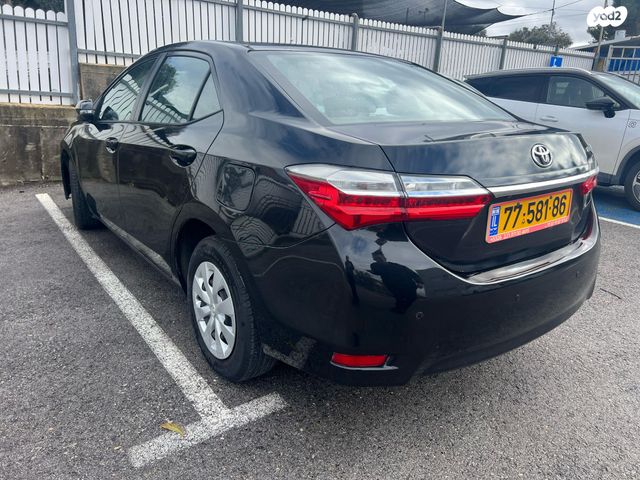 טויוטה קורולה