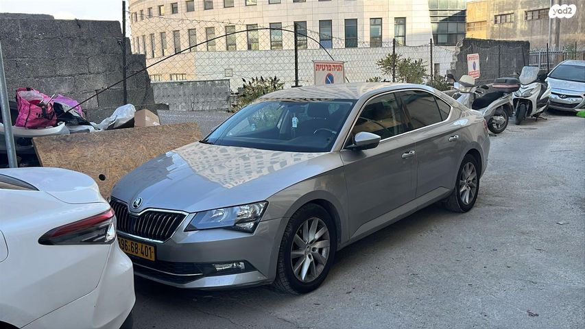 מודעת רכב סקודה סופרב