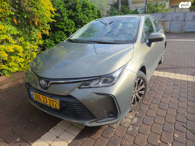 מודעת רכב טויוטה קורולה