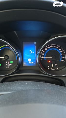 טויוטה אוריס