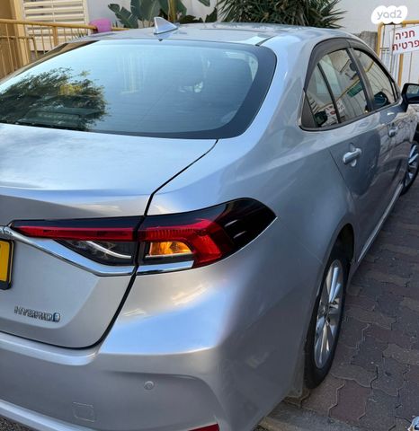 מודעת רכב טויוטה קורולה