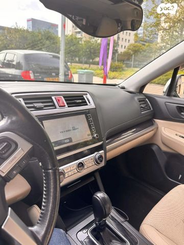 סובארו אאוטבק