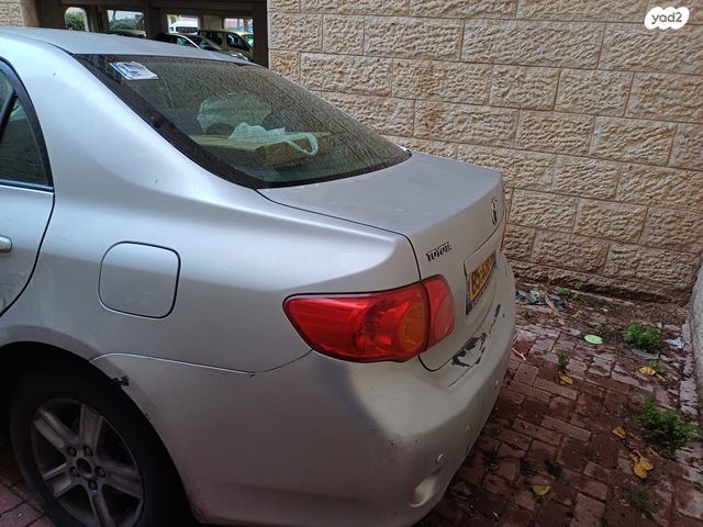 טויוטה קורולה