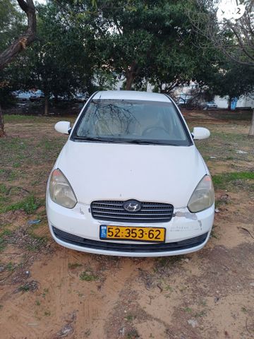 יונדאי אקסנט i25